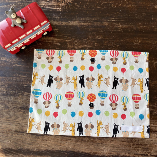オーダーメイド】☆ランチョンマット☆名前手刺繍対応☆小学校