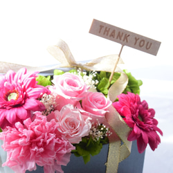 プリザーブドフラワー(ピンク系) フラワーボックス 感謝 母の日 お祝い  花 フラワーギフト 4枚目の画像