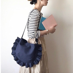 【受注生産】 frill shoulder bag （navy） 1枚目の画像