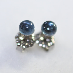 倫敦藍色托帕石耳環（4 毫米，鈦金耳環） 第1張的照片