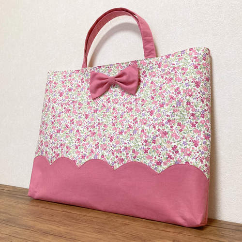 レッスンバッグA4◎ 選べる4色 花柄 かわいい スカラップ 入園 レッスンバッグA4◎ 選べる4色 花柄 かわいい スカラップ 入園