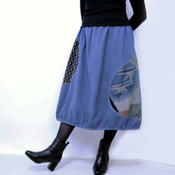 SALE☆草木染め、手描染め刺繡入りコットンバルーンスカート、ブルー1、フリーサイズ 1枚目の画像