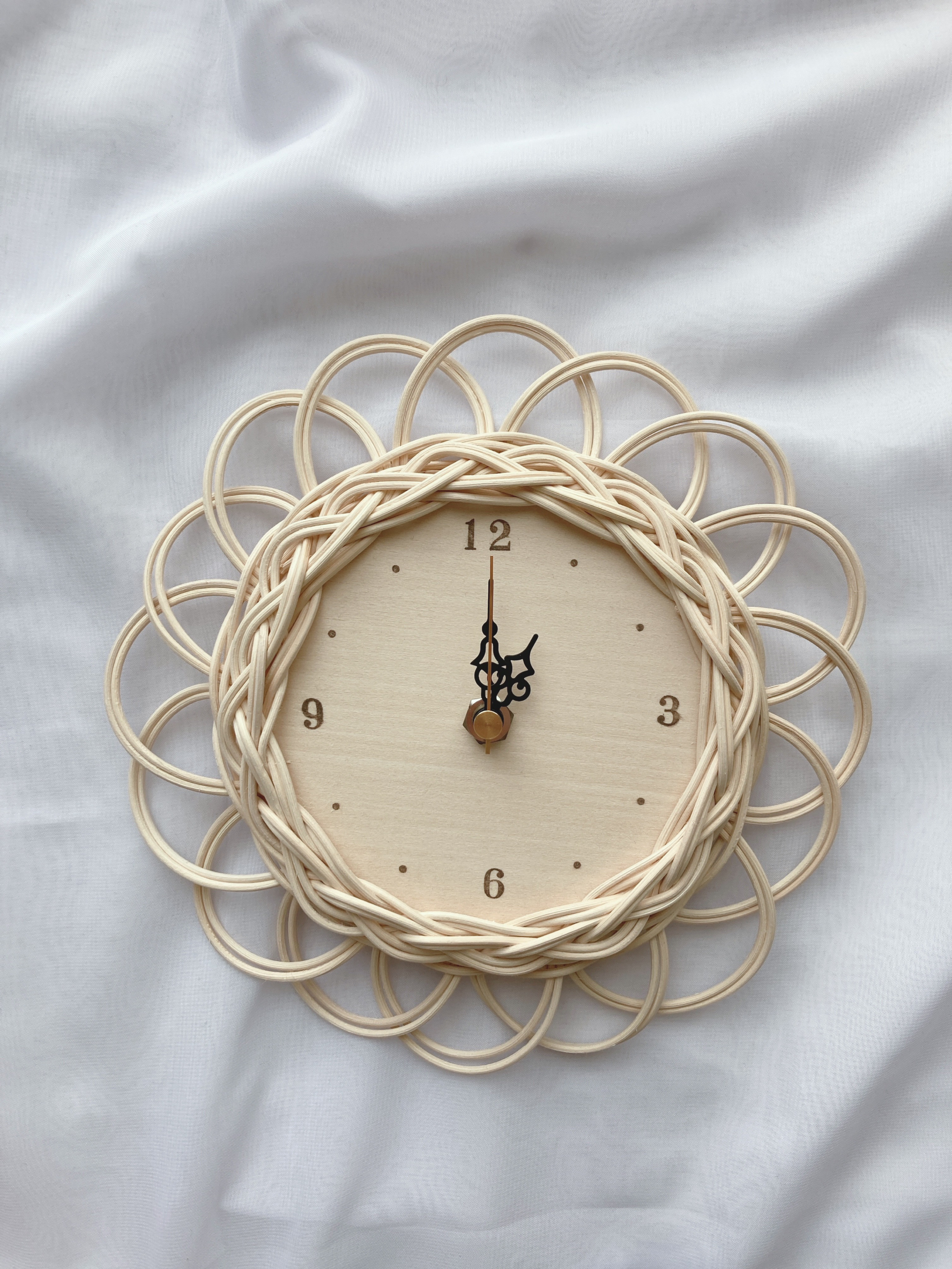 salut! サリュ 柳フラワー時計 ラタン 掛け時計 salut! サリュ 柳