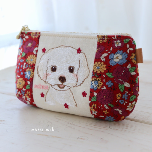 ほっこり Bicyclette刺繍が可愛い\tHermes\tLes Cabanesポーチミニ マルチーズ 刺繍ポーチ 再販 ポーチ maru_miki 通販 11268160