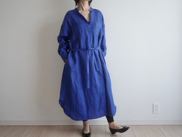 亞麻V開衩連衣裙長袖藍色No.150-09 第3張的照片