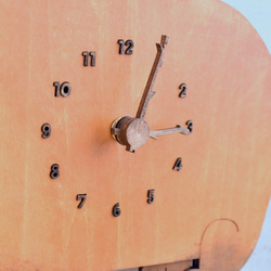 カピバラ親子がくつろぐ時計 木製 掛け時計 6枚目の画像