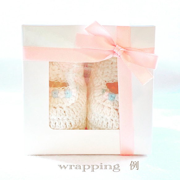 赤ちゃんへの贈り物・出産祝い　オーガニックコットンのふんわり可愛いお花のベビーシューズ　ベビー靴 5枚目の画像
