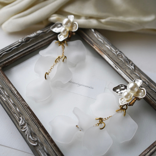 033 ゴールドフラワー花びら 結婚式 花嫁 アクセサリー ピアス