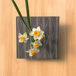 黒陶掛け花生け(ウエーブ） 陶器 一輪挿し 壁掛け 一輪挿し・花瓶