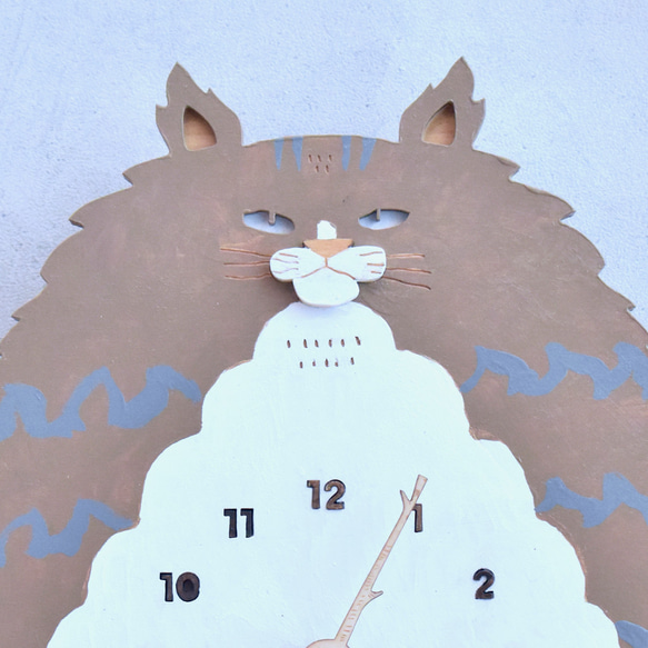 ノルウェージャン・フォレスト・キャット レギュラーサイズ 時計 木製 振り子時計 掛け時計 3枚目の画像