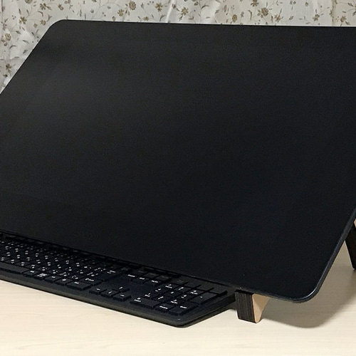 新発売!Cintiq Pro 24用 傾斜角可変スタンド 最大75度 新発売!Cintiq Pro 24用 傾斜角可変スタンド 最大75度