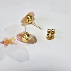 桜の記憶＊Pink opal×Rose quartz＊金継ぎ-pierce／L〜M size【Ⅱ】 12枚目の画像