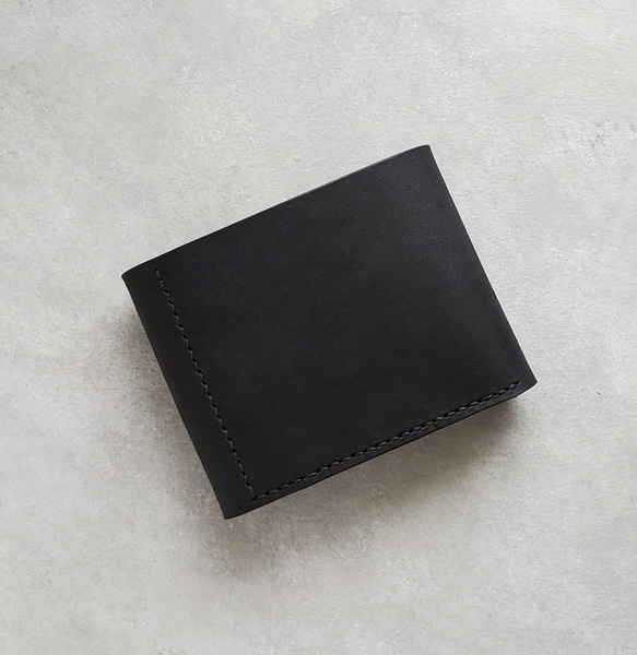 大人シンプルな二つ折り財布（ブラック） 7枚目の画像