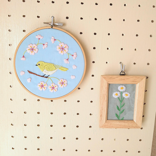 桜の花とメジロの刺繍枠キット *12cm枠 季節の刺繍シリーズ キット