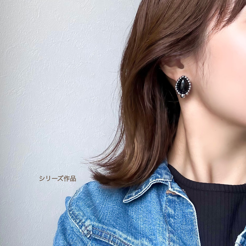 ブラックオニキス × 白黒タッセル ＊軽い 大ぶりビーズ刺繍 ピアスor