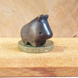 椿螺鈿彫嵌拭き漆帯留 三分紐用 帯留め 十五 通販 13165432｜Creema