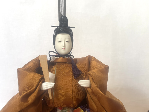ひな人形　令和記念　〔受注製作〕黄櫨染着用立ち雛　時代は変わっても残していきたい日本の伝統！！ 8枚目の画像