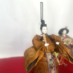 ひな人形　令和記念　〔受注製作〕黄櫨染着用立ち雛　時代は変わっても残していきたい日本の伝統！！ 2枚目の画像
