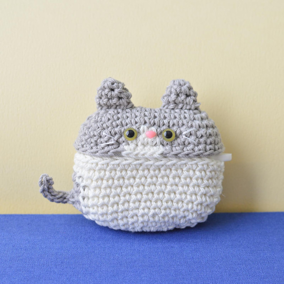 Hachiware Grey Cat AirPods Pro 保護套｜Amigurumi 矽膠套 第1張的照片