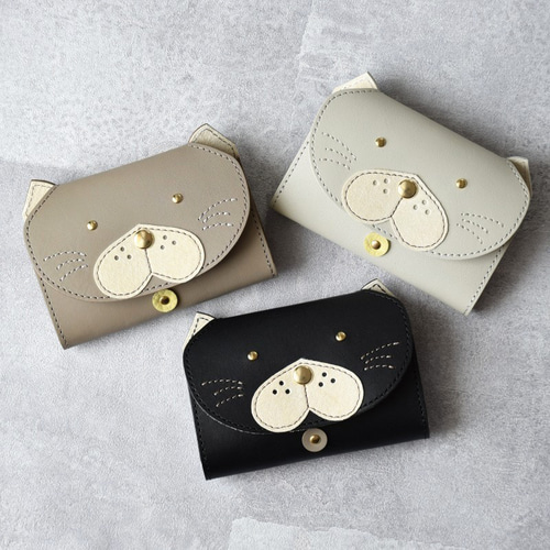 本革 猫型カードも入るスマートキーケース mon+ ｜グレージュ｜ キー