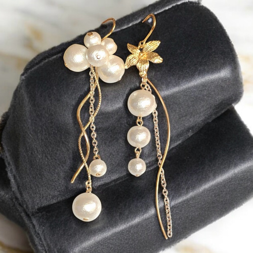 ゴールド＊フラワー＊コットンパール＊ピアス/イヤリング ピアス 