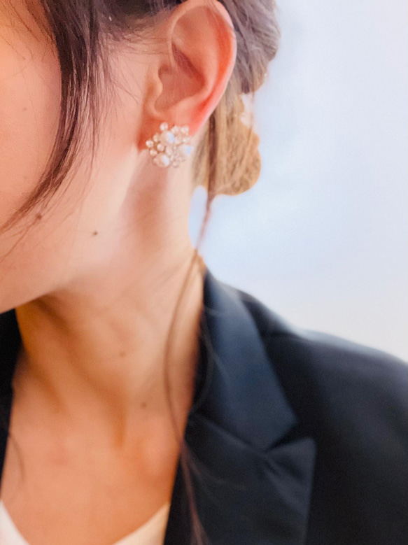 ❁⃘人気No1【卒業式.入学式.卒園式.入園式.成人式.お祝い.結婚式.パーティー】大きなビジュー*ピアス／イヤリング 3枚目の画像