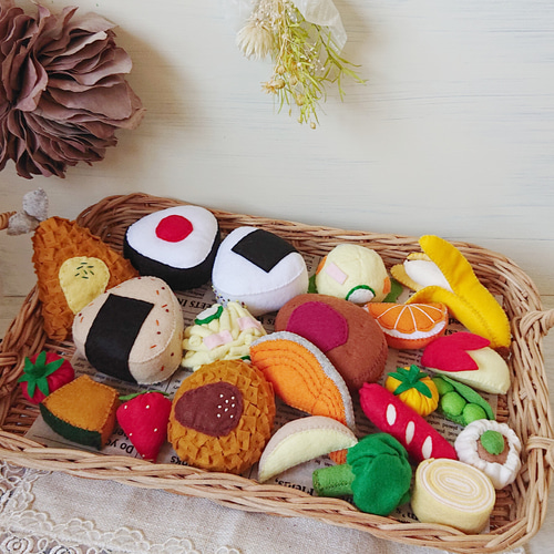 ♬*オーダー受付ページ♬*　フェルトのおままごと  ☆お弁当セット☆ ♬*オーダー受付ページ♬* フェルトのおままごと ☆お弁当セット