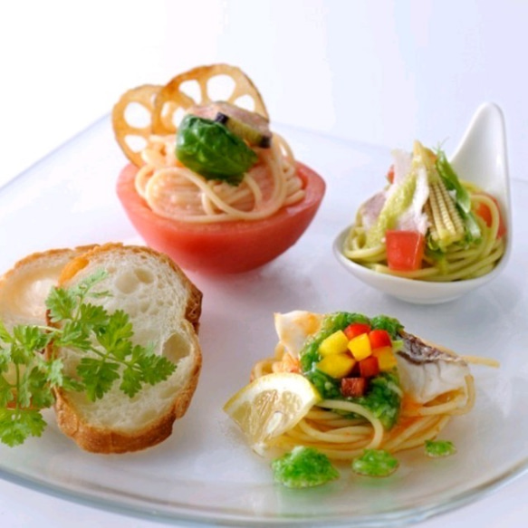 野菜で作ったドレ・ソースの詰合せギフトB（赤ピーマン・たまねぎ・赤しそ） 4枚目の画像