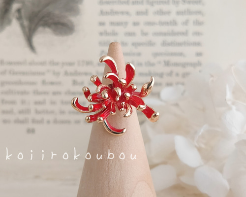 赤い彼岸花のイヤーカフ Ⅰ イヤーカフ koiirokoubou 通販 11314854