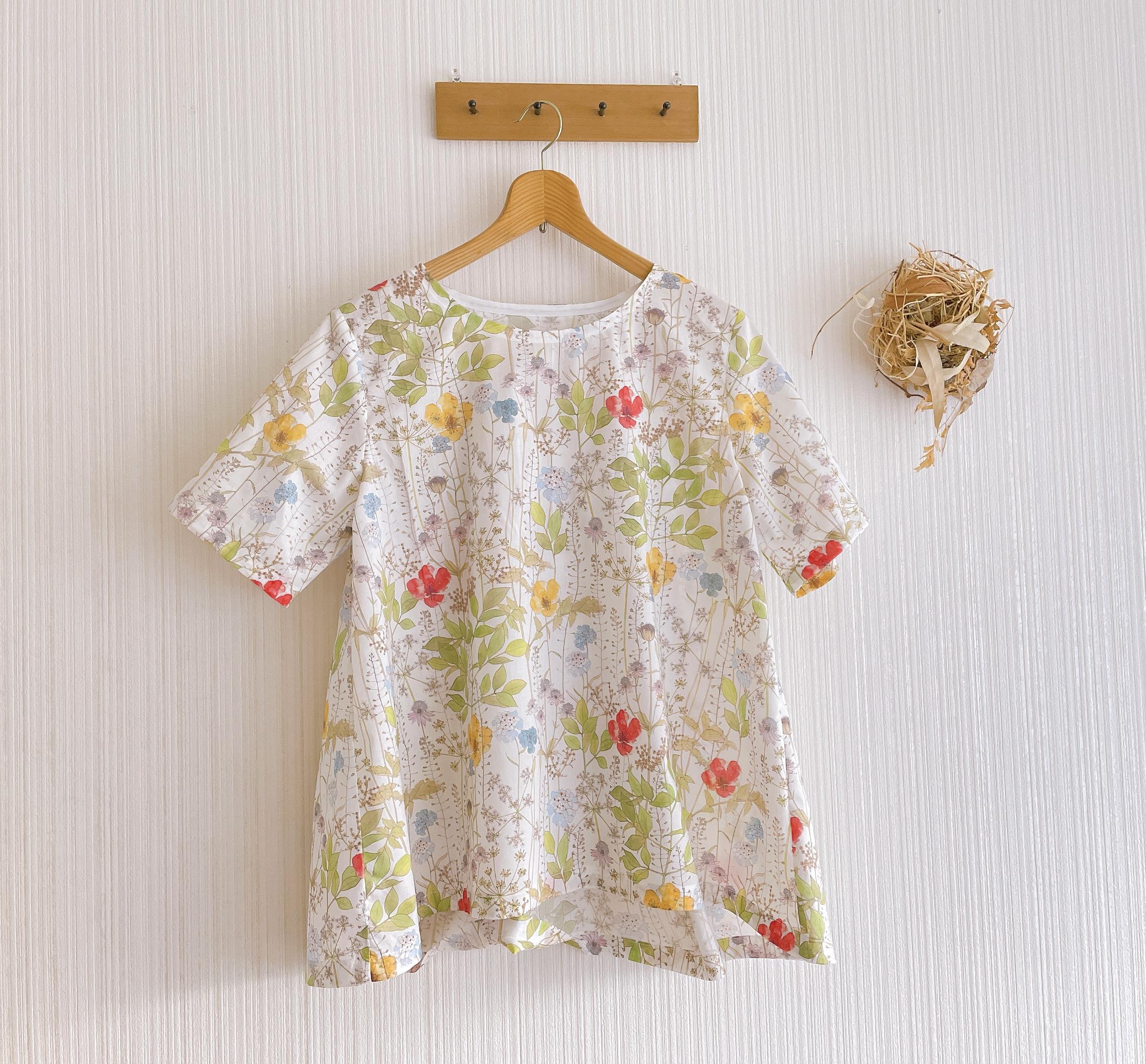 リバティ　イルマの大人ブラウス