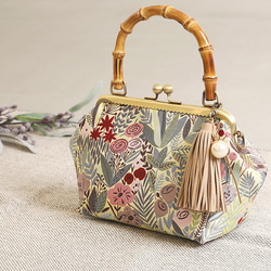 妖精の森「イエロー」バンブーハンドルフレームクラッチポーチ 4枚目の画像