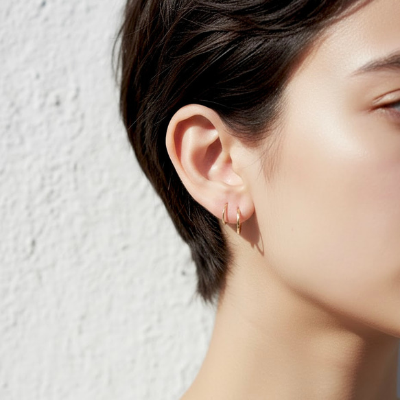 重ね付けに見える！極小　フープピアス (8mm)(ゴールド/シルバー）メンズ　つけっぱなし　低金属アレルギー対応　華奢 6枚目の画像