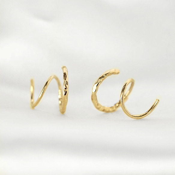 重ね付けに見える！極小　フープピアス (8mm)(ゴールド/シルバー）メンズ　つけっぱなし　低金属アレルギー対応　華奢 10枚目の画像