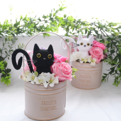 再販★花と猫 【ピンク】プリザーブドフラワー 猫 花 カーネーション 猫好き プレゼント 母の日 誕生日 フラワー 2枚目の画像