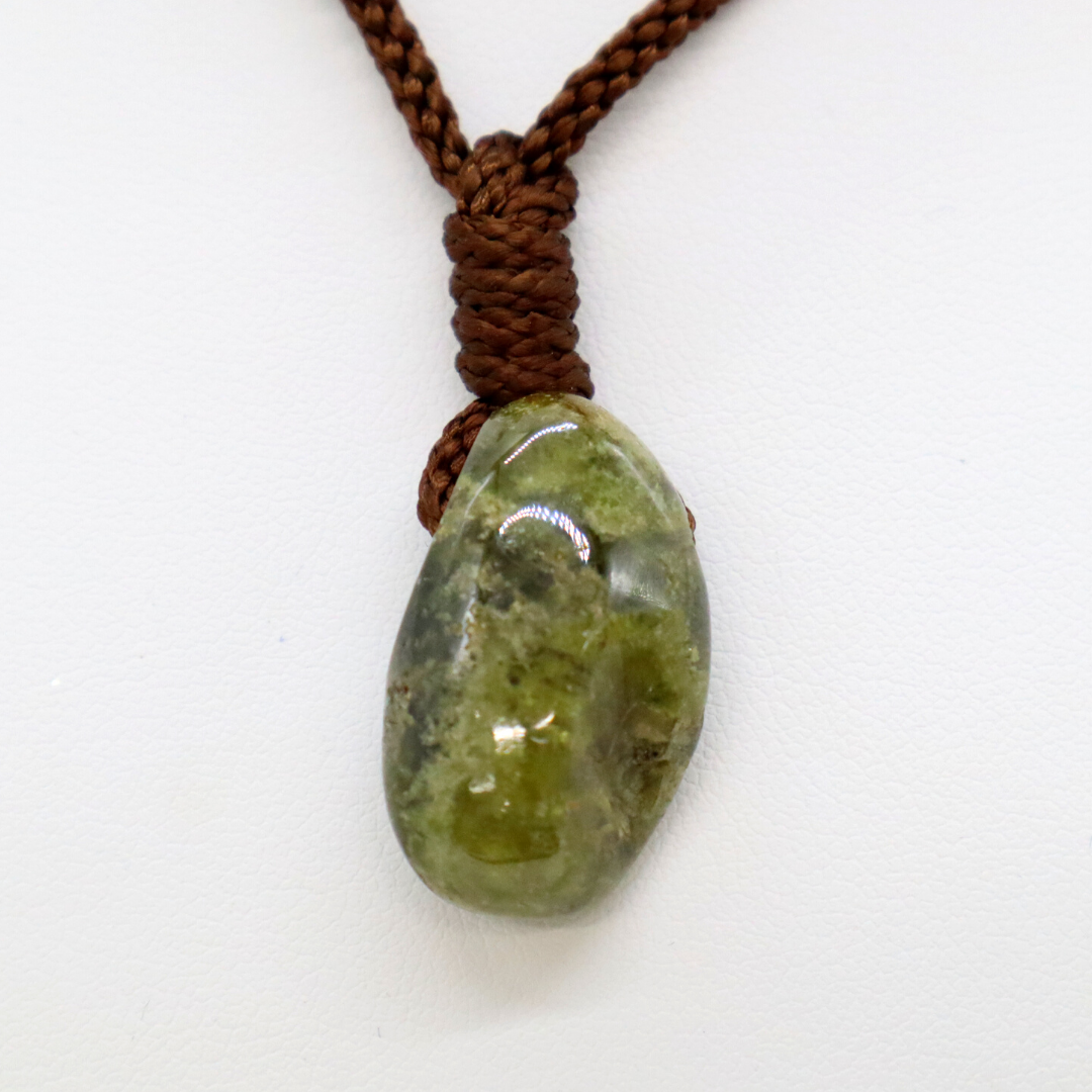 グリーンガーネット 穴あき タンブル ana_tumble89