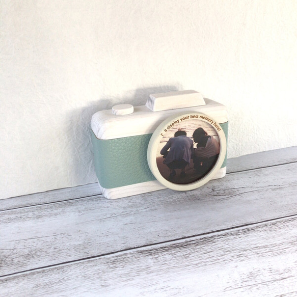 結婚式のウェルカムボードにぴったりのカメラ型フォトフレーム 10枚目の画像