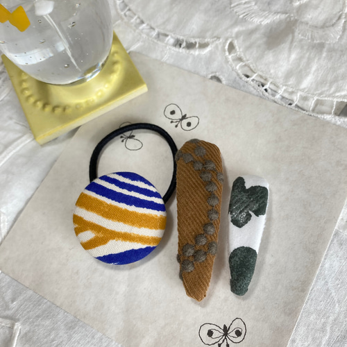 ミナペルホネン ハンドメイド ブローチ パッチンピン