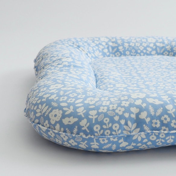 うさぎ用 ゴロンちょマット・ブルーフラワー(クッション、ベッド) 3枚目の画像