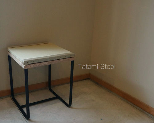 とちの木　畳スツール　畳付イス　① 楽天市場】畳椅子 スツール 木製畳椅子/ビトー畳 1脚【単品