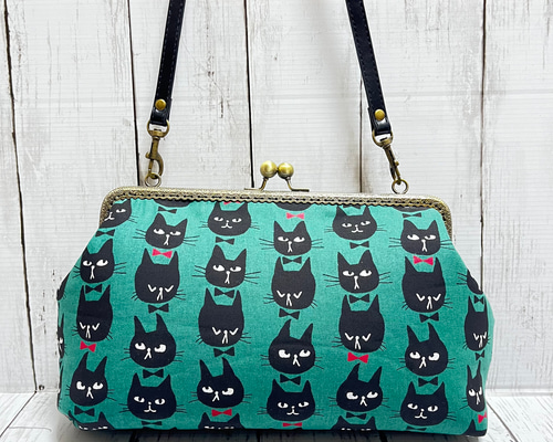 虹猫本舗　がま口バッグ　ハンドメイド　ショルダーバッグ 楽天市場】ショルダーバッグ ねこ バッグ 猫型バッグ 猫柄