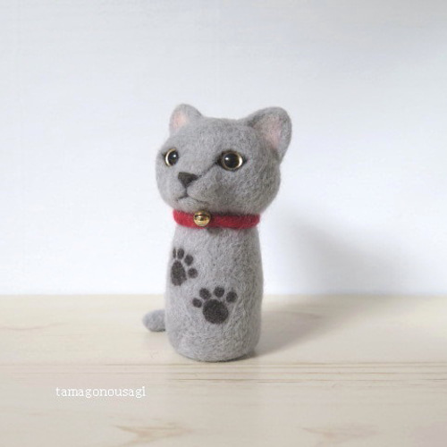 羊毛 にゃんこけし・ロシアンブルー(398) 羊毛フェルト たまごのうさぎ