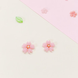 ✿桜✿一粒ピアス 1枚目の画像