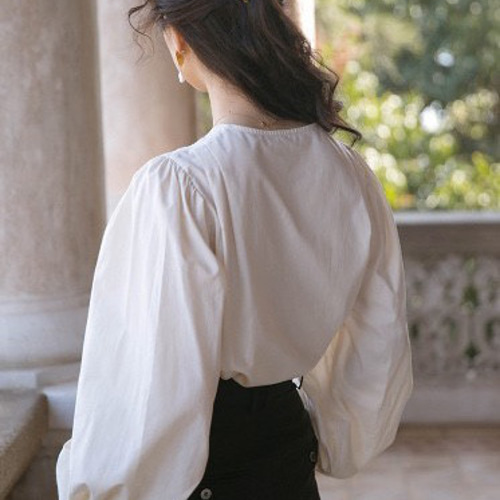 再販】ヴィンテージ刺繍 パフスリーブブラウス【秋春夏】アイボリー