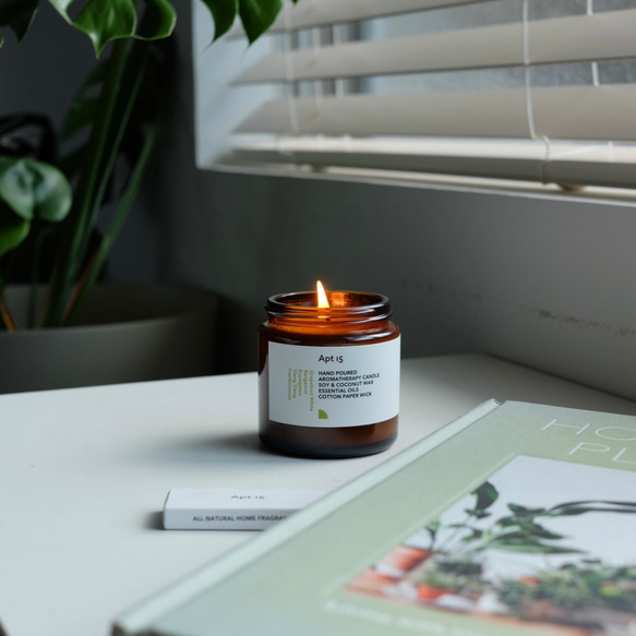 MELLOW BREEZE AROMATHERAPY CANDLE 1枚目の画像