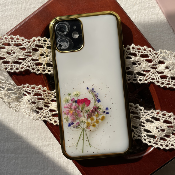 【野花のブーケ】 押し花スマホケース　iPhoneケース　全機種対応　android ソフトケース　ブーケ　薔薇　花束 10枚目の画像