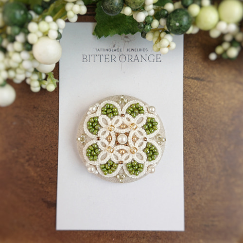 フラワーボタンビーズ刺繍ヘアゴム ＊