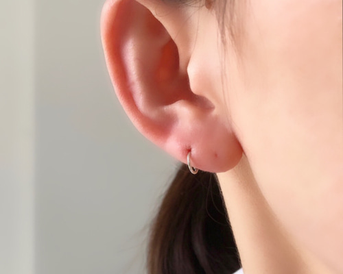 ルメール CARVED MINI DROP フープピアス片耳 LEMAIRE ルメール （Lemaire） CURVED MINI DROP ピアス