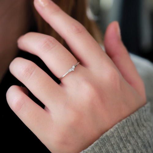 MR51】SV 華奢な3粒ハートリング silver925+プラチナ仕上げ 重ね付け