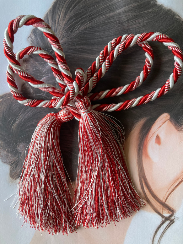 ワイヤーロープタッセル  ポニーヘア　和装ヘア　花嫁髪飾り ぐるぐるヘア 5枚目の画像