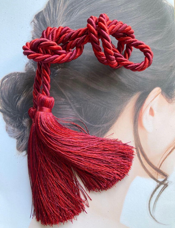 ワイヤーロープタッセル  ポニーヘア　和装ヘア　花嫁髪飾り ぐるぐるヘア 4枚目の画像